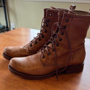 Frye Brown Lace-Up Leather Boots size 8